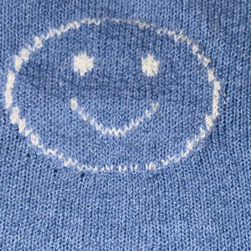 Moon & Madison Cropped Knit Sweater - Picture 4 of 5